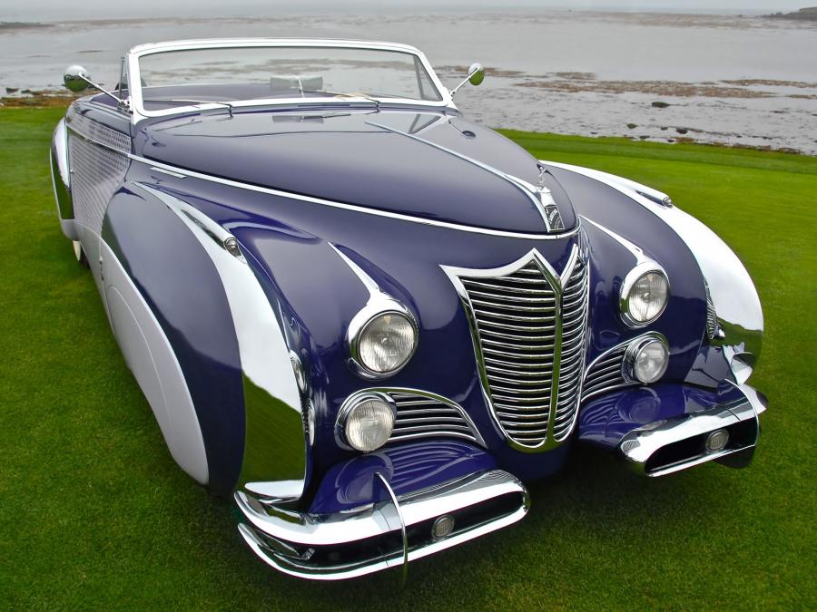  Cadillac Series 62 Custom Cabriolet by Saoutchik 1948 года  (фото 2 из 32)